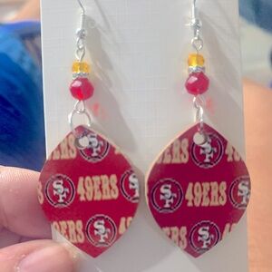 Super cute San Francisco 49ers earring set